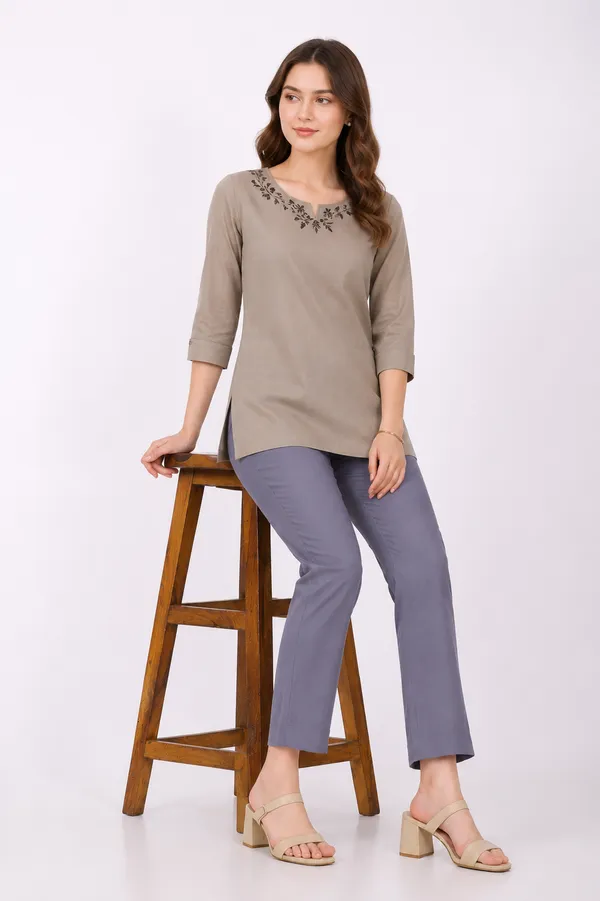 Grey_Solid_Straight_Fit_Pants_for_Women