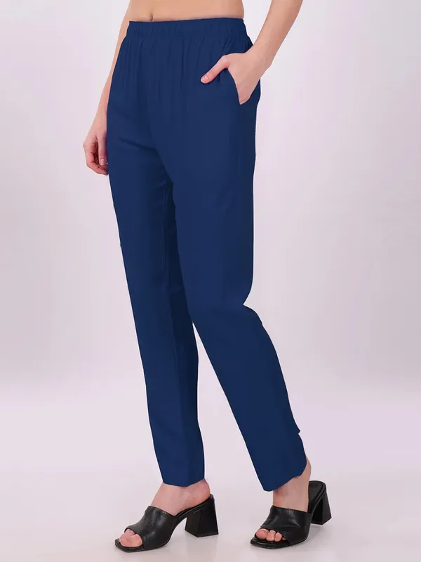 Navy_Straight_Fit_Trousers_for_Women