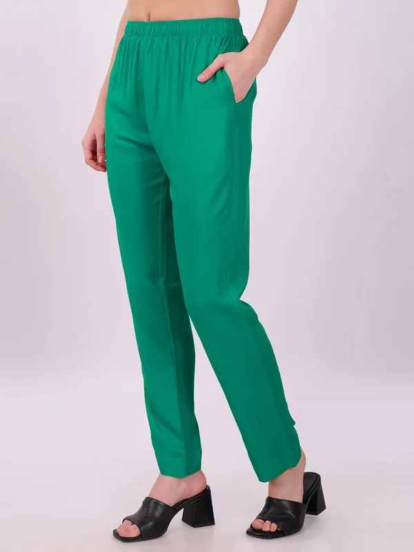 Green_Straight_Fit_Trousers_for_Women