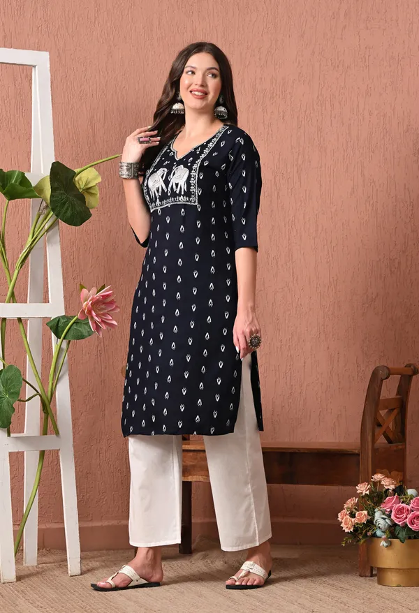 Black_Rayon_Straight_Printed_Kurta_For_Women