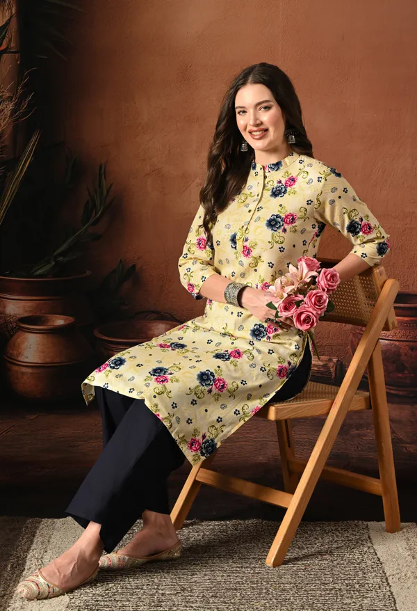 Yellow_Rayon_Straight_Floral_Print_Kurta_For_Women