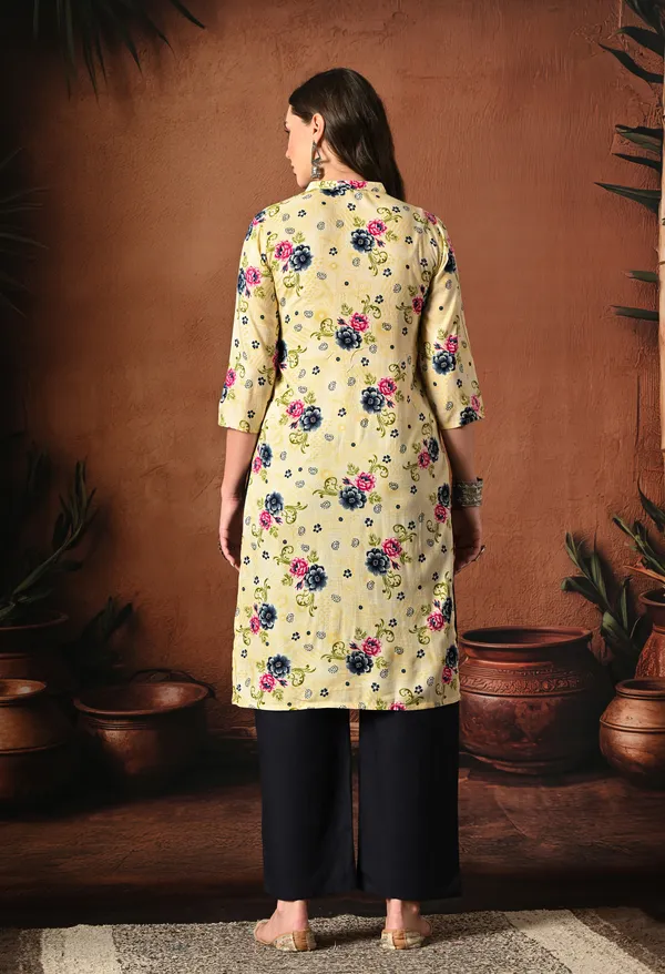 Yellow_Rayon_Straight_Floral_Print_Kurta_For_Women