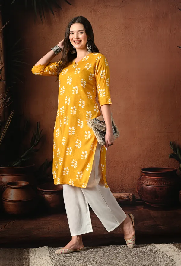 Yellow_Rayon_Straight_Printed_Kurta_For_Women