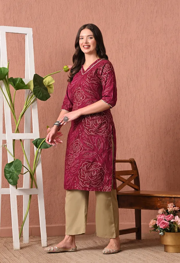 Maroon_Rayon_Straight_Floral_Print_Kurta_For_Women