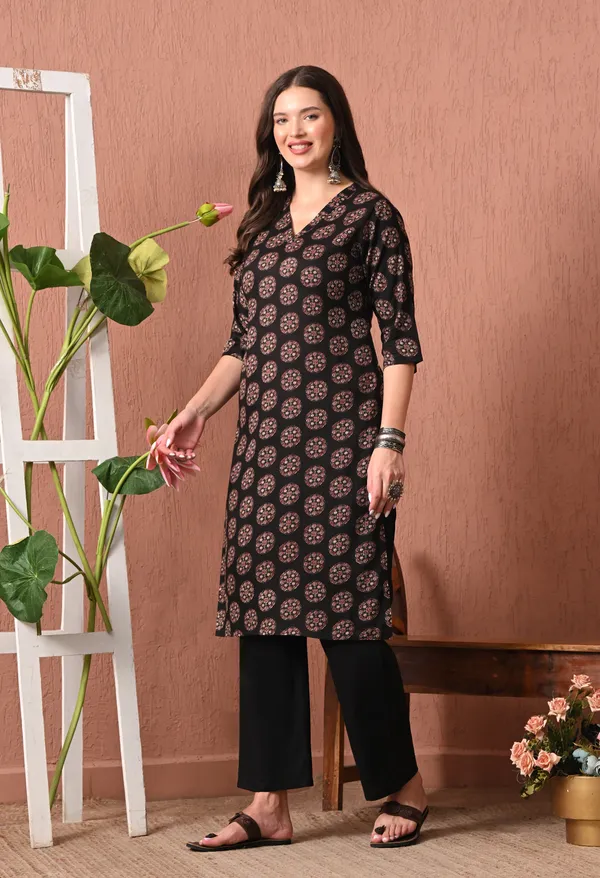 Black_Rayon_Straight_Floral_Print_Kurta_For_Women