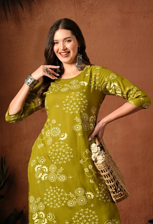 Olive_Green_Rayon_Straight_Floral_Print_Kurta_For_Women
