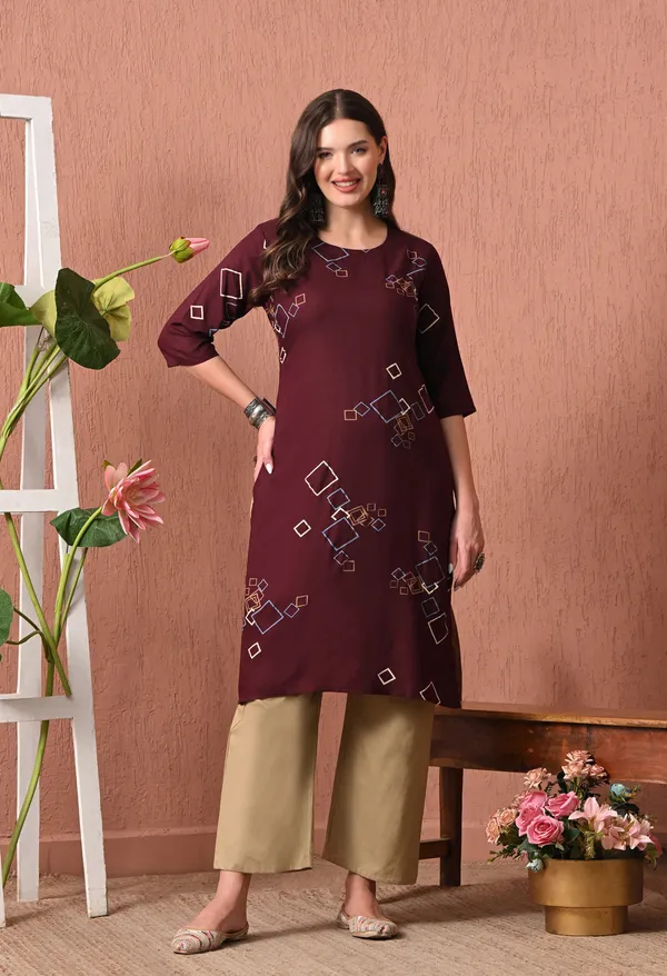 Maroon_Rayon_Straight_Geometric_Print_Kurta_For_Women