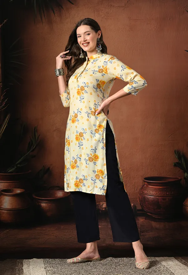 Cream_Rayon_Straight_Floral_Print_Kurta_For_Women