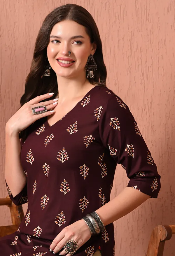 Maroon_Rayon_Straight_Printed_Kurta_For_Women