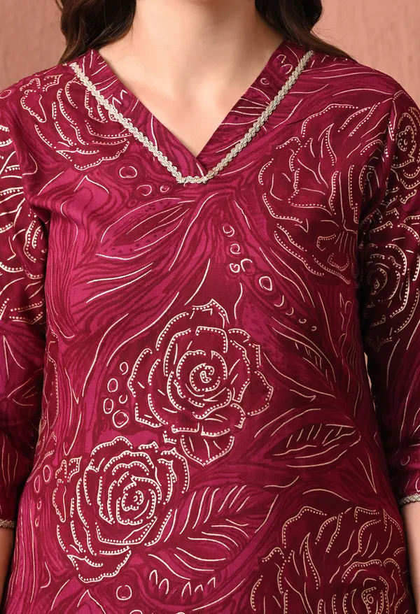 Maroon_Rayon_Straight_Floral_Print_Kurta_For_Women