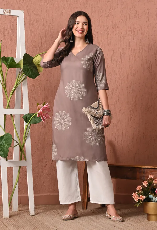 Mauve_Rayon_Straight_Embroidered_Kurta_For_Women