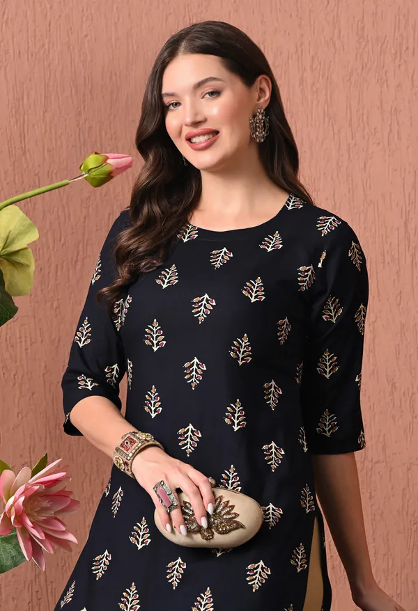 Black_Rayon_Straight_Leaf_Print_Kurta_For_Women