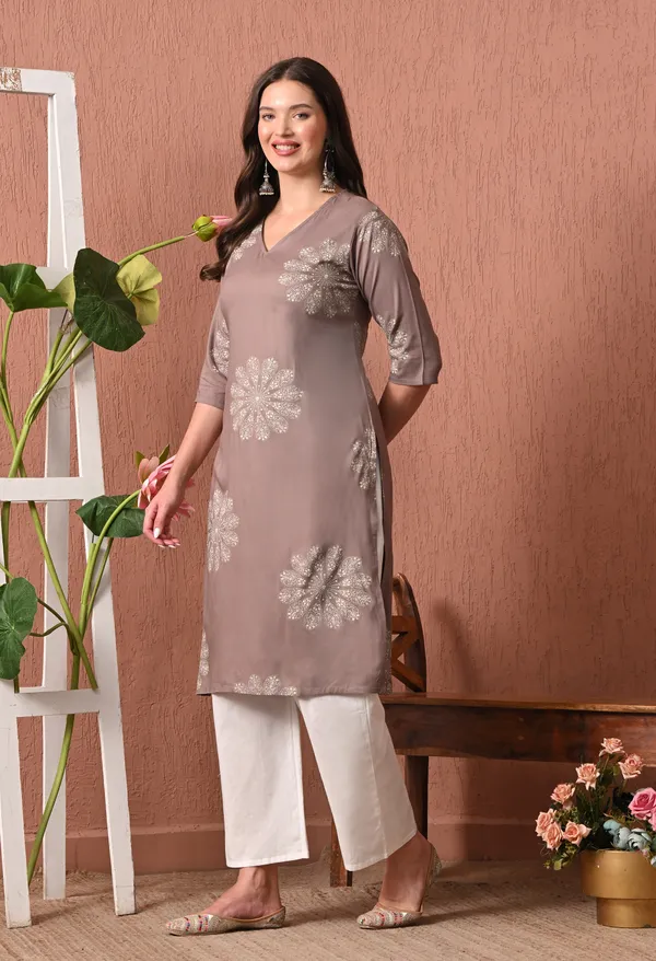 Mauve_Rayon_Straight_Embroidered_Kurta_For_Women