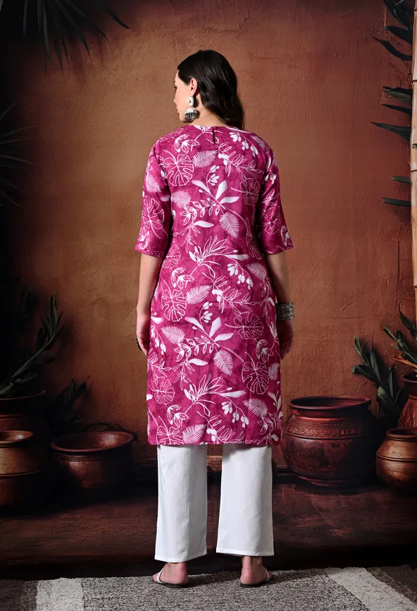 Magenta_Rayon_Straight_Floral_Print_Kurta_For_Women
