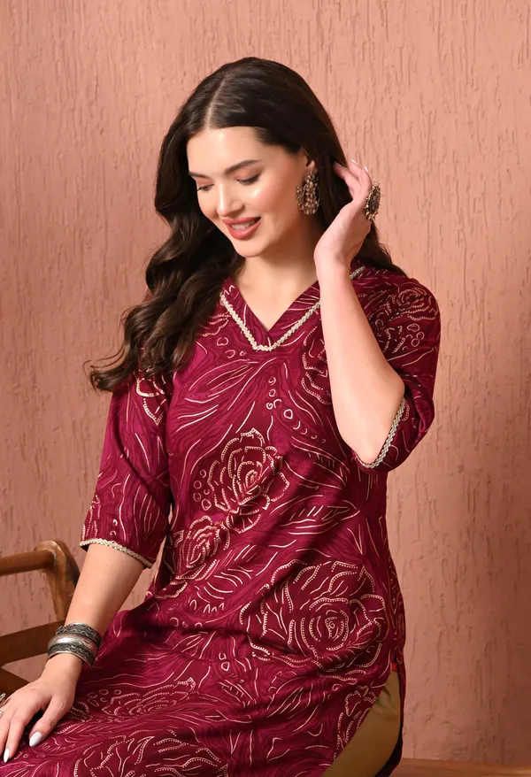Maroon_Rayon_Straight_Floral_Print_Kurta_For_Women