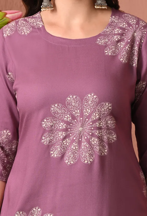 Purple_Rayon_Straight_Floral_Print_Kurta_For_Women