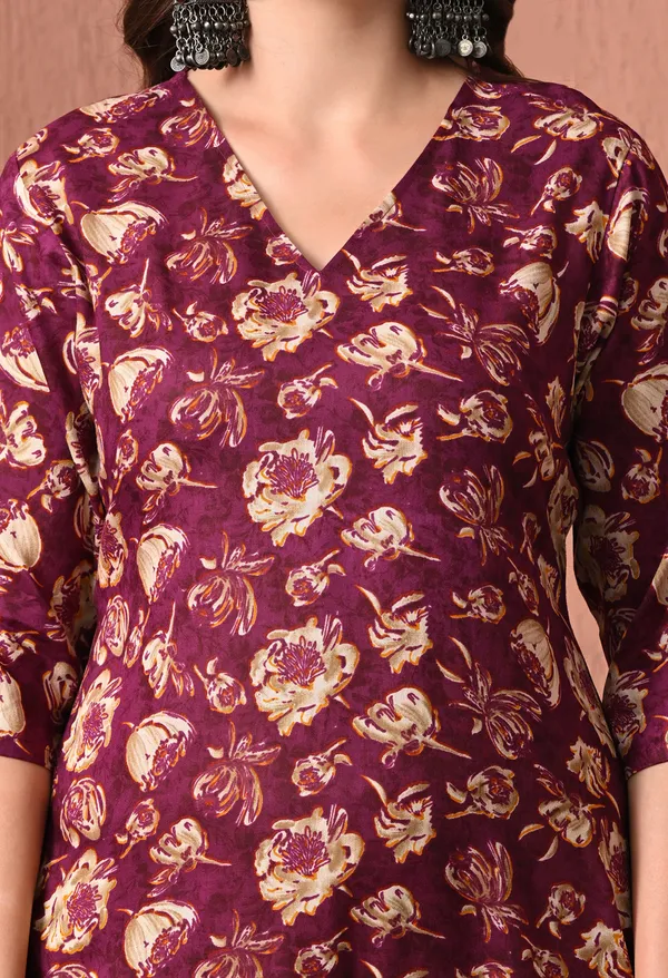 Maroon_Rayon_Straight_Floral_Print_Kurta_For_Women