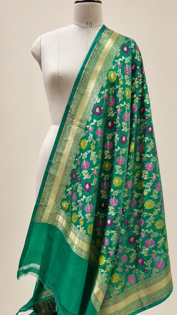 Green_Floral_Print_Dupatta_for_Women