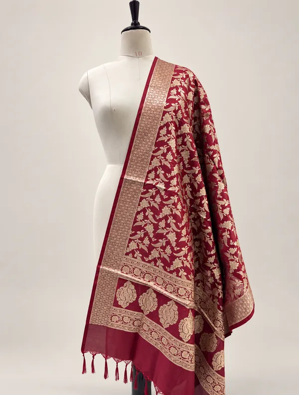 Maroon_Floral_Woven_Dupatta_for_Women
