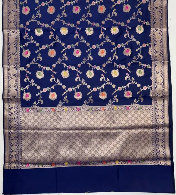 Navy_Blue_Floral_Print_Saree_for_Women