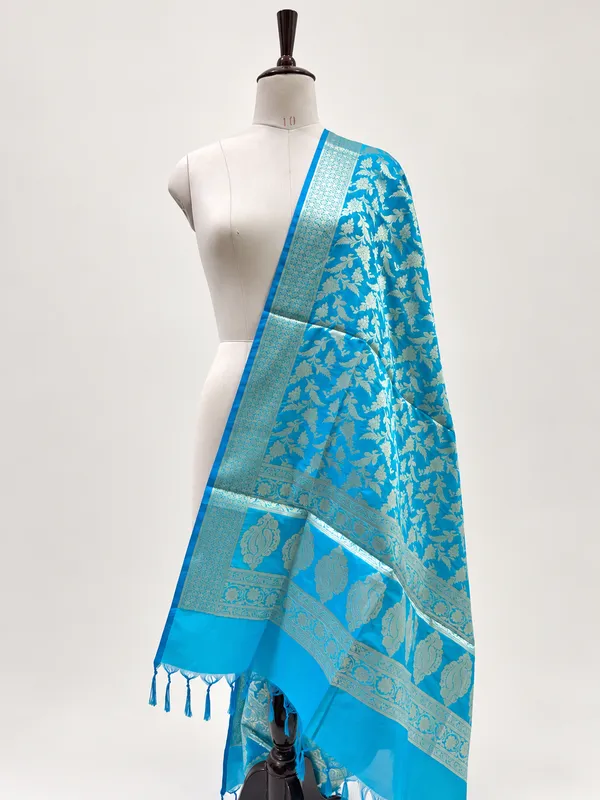 Blue_Jacquard_Floral_Dupatta_for_Women