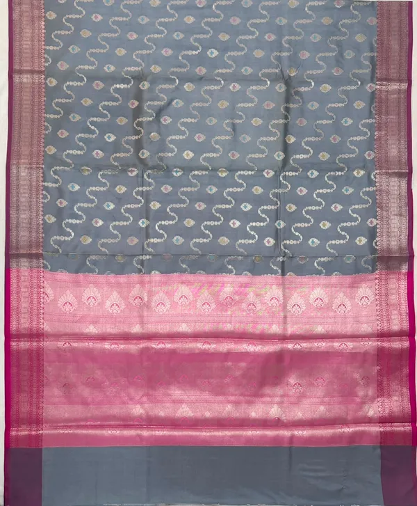Grey_woven_Saree_For_Women