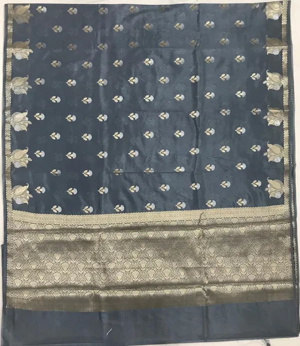 Grey_Silk_Zari_Saree_For_Women