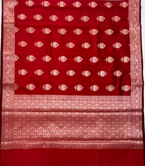 Red_Brocade_Saree_For_Women