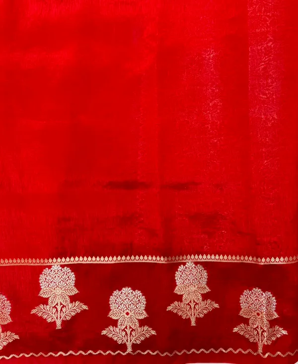 Red_Art_Dupion_Silk_Woven_Brocade_Saree_For_Women
