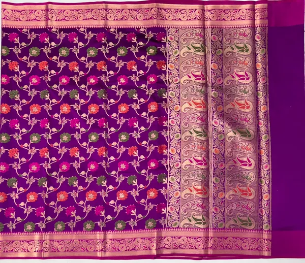 Purple_Floral_Woven_Saree_For_Women