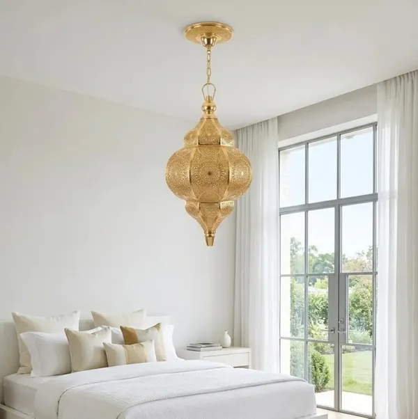 Metal_Moroccan_Floral_Pattern_Pendant_Light