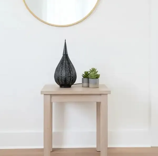 Metal_Moroccan_Filigree_Table_Lantern