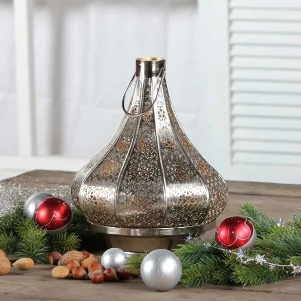Metal_Moroccan_Pattern_Candle_Holder