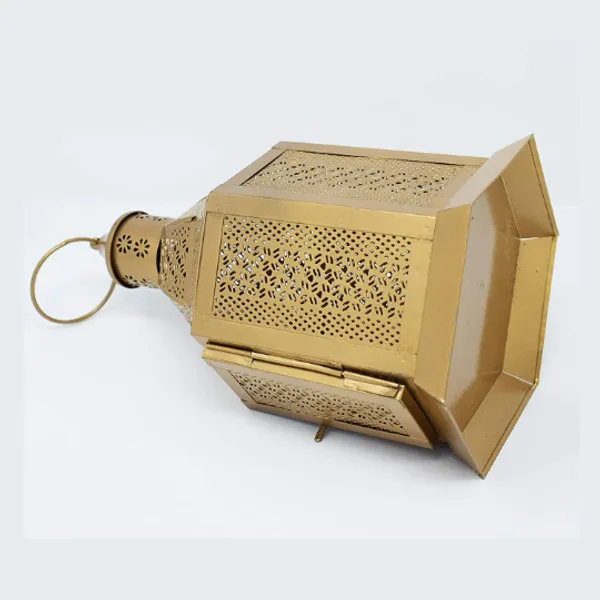 Metal_Decorative_Floral_Cutwork_Lantern