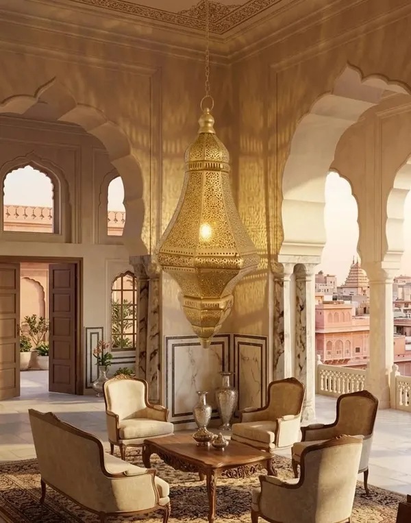 Metal_Moroccan_Pattern_Hanging_Lantern_Golden