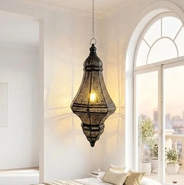 Metal_Moroccan_Pattern_Hanging_Lantern