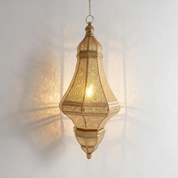 Metal_Moroccan_Pattern_Hanging_Lantern_Golden