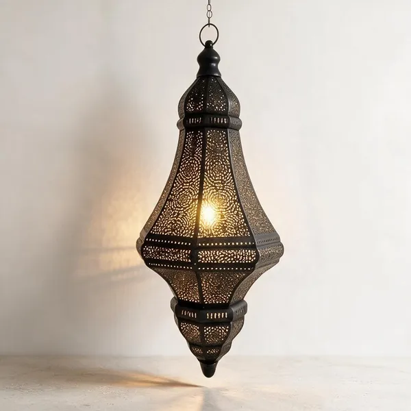 Metal_Moroccan_Pattern_Hanging_Lantern