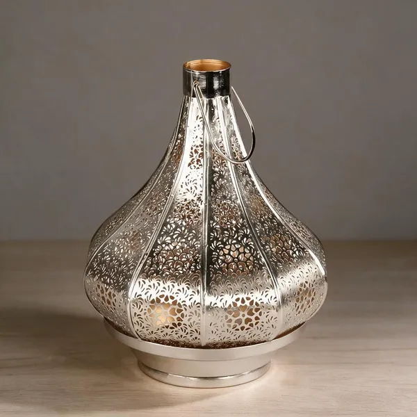 Metal_Moroccan_Pattern_Candle_Holder