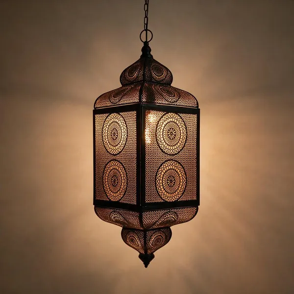 Metal_Moroccan_Floral_Pattern_Decorative_Lantern