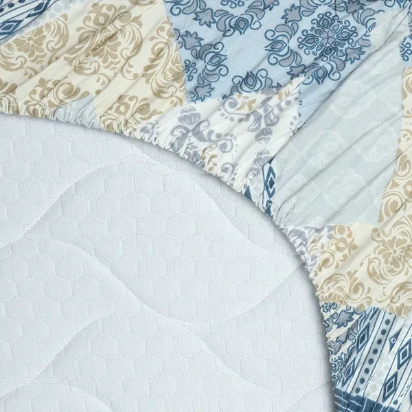 Premium_Elastic_Fitted_Bedsheet_With_2_Pillow_Covers_|_Soft_Breathable_Fabric_|_Geometric_Floral_Print_Bed_Sheet_Set_|_199_X_155_X_35_Cm_(Sky_Blue_And_Ivory)