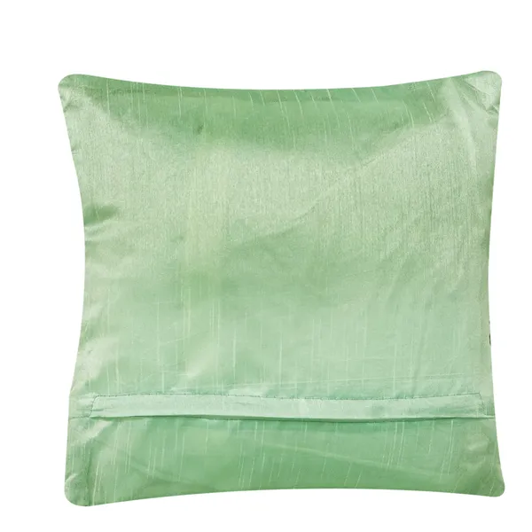 Velvet_Floral_Cushion_Covers,_Green_And_Cream_With_Lily_Pattern,_Decorative_Throw_Pillow_Cover_For_Living_Room,_16_X_16_Inch,_Set_Of_2_Pieces_(Green)