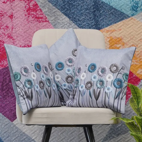 Floral_Printed_Cushion_Covers,_Velvet_Daisy_Design,_16_X_16_Inch_Decorative_Cushion_Cover,_Set_Of_3_Pieces_(Grey)