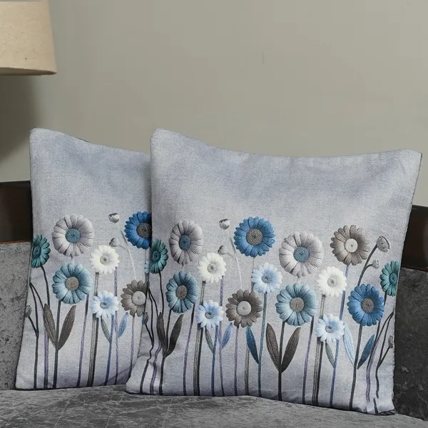 Floral_Printed_Cushion_Covers,_Velvet_Daisy_Design,_16_X_16_Inch_Decorative_Cushion_Cover,_Set_Of_2_Pieces_(Grey)