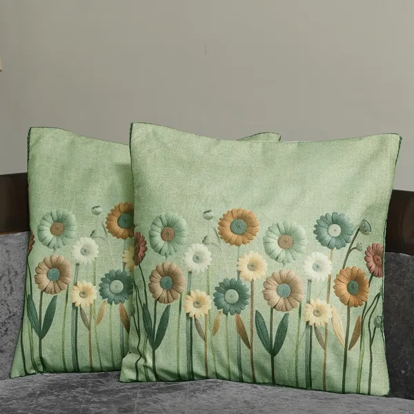 Floral_Printed_Cushion_Covers,_Velvet_Daisy_Design,_16_X_16_Inch_Decorative_Cushion_Cover,_Set_Of_2_Pieces_(Green)
