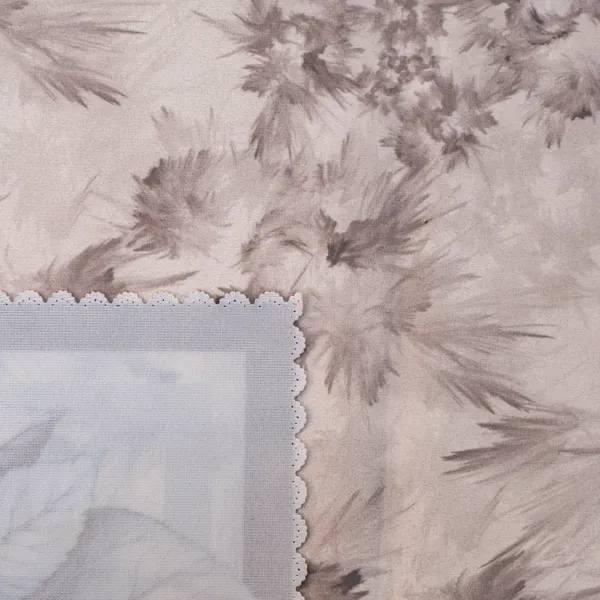 Velvet_Table_Cover_With_Floral_Design,_With_Leaf_Pattern_Border_In_Dual_Tone_Colour_Suitable_For_Living_Room,_Beige