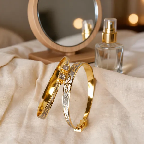 Gold_Brass_Embellished_Bangle_Set_For_Women