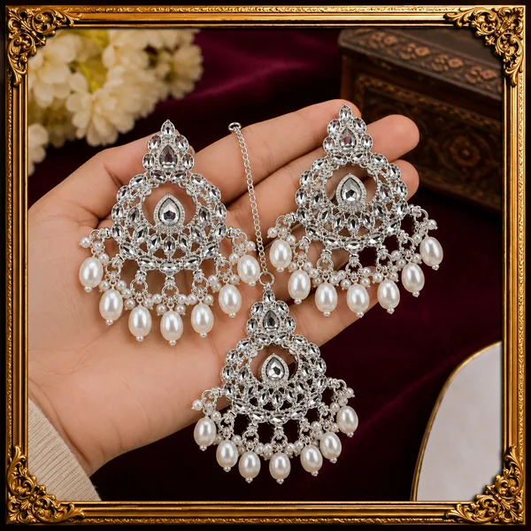 Silver_Alloy_Pearl_Chandelier_Earrings_And_Maang_Tikka_Set_For_Women
