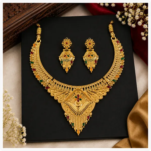 Gold_Alloy_Traditional_Necklace_And_Earrings_Set_For_Women