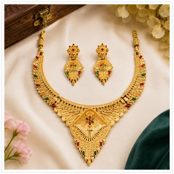 Gold_Alloy_Traditional_Necklace_And_Earrings_Set_For_Women